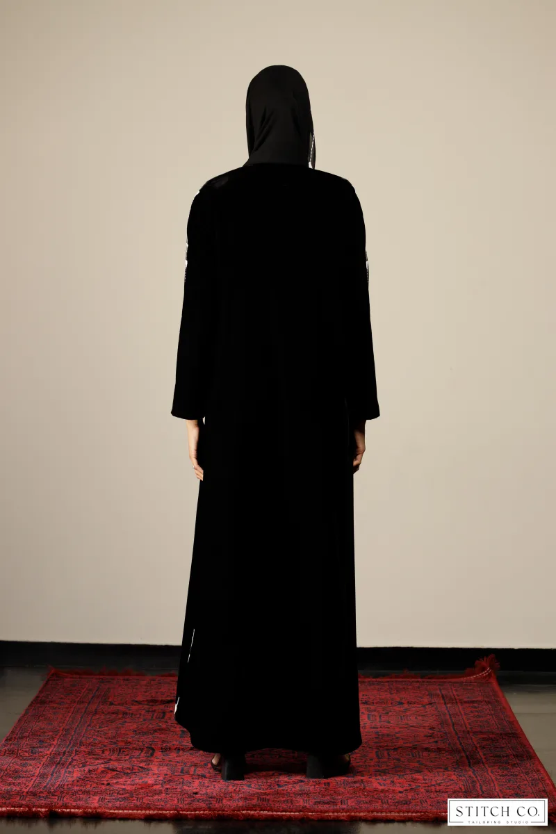 VELVET ABAYA TRIANGE DESIGN