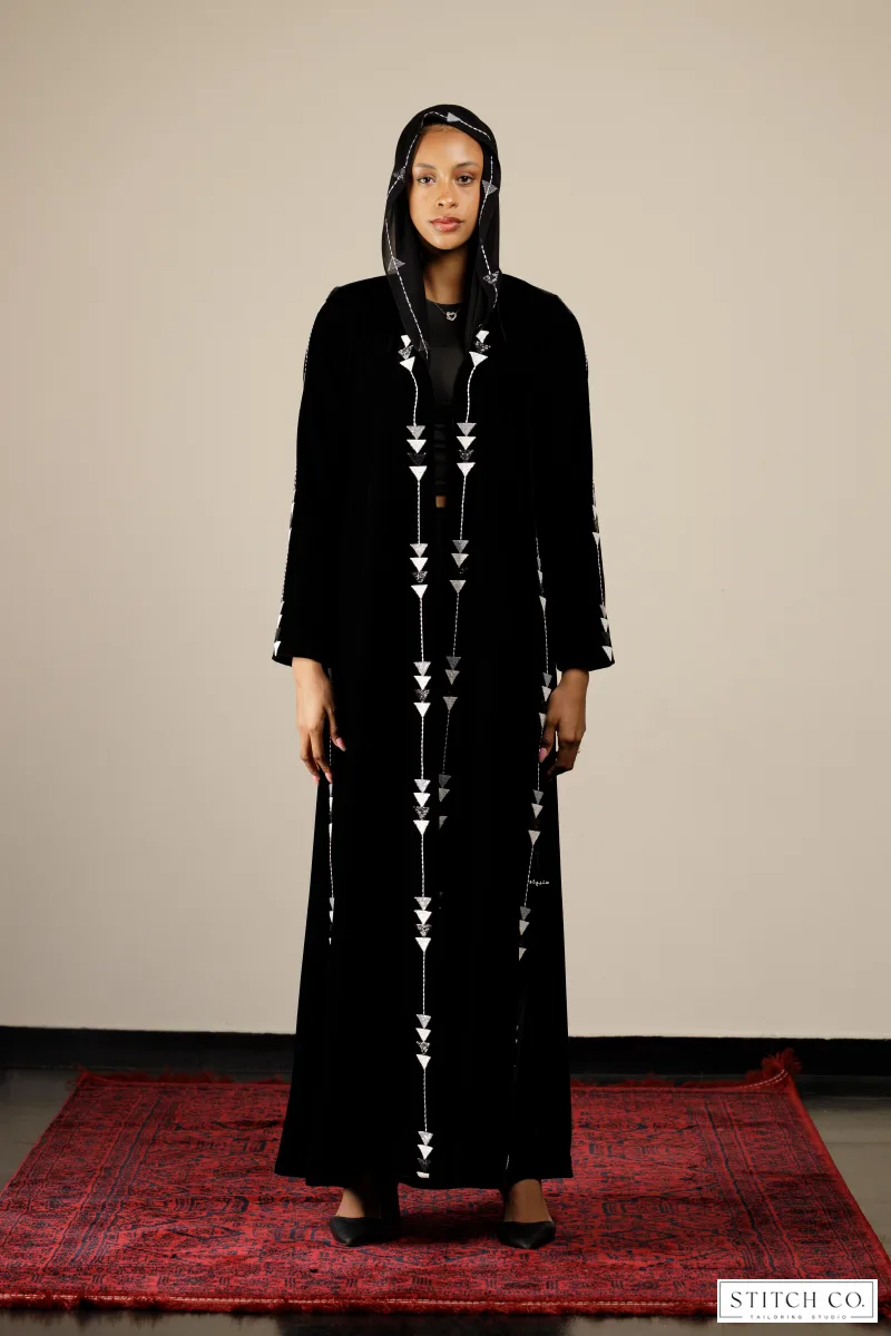 VELVET ABAYA TRIANGE DESIGN